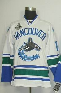 Vancouver Canucks 14 Burrows white 2011 Stanley Cup