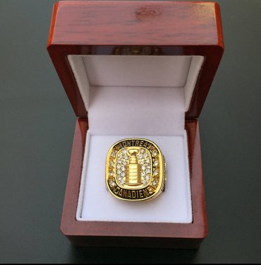 Direct selling NHL monterey and Canadian championship ring in 1960