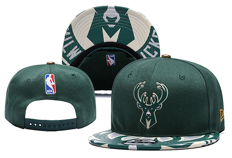 NBA Milwaukee Bucks Team Logo Green Adjustable Hat