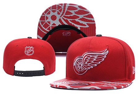 NHL Detroit Red Wings Team Logo Red Adjustable Hat