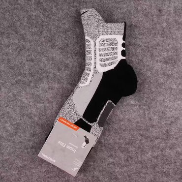 Nike Hyper Elite Basketball Crew Socks-25