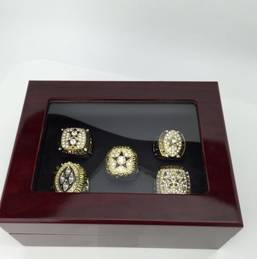 The NFL steel Dallas cowboys  1971 championship ring